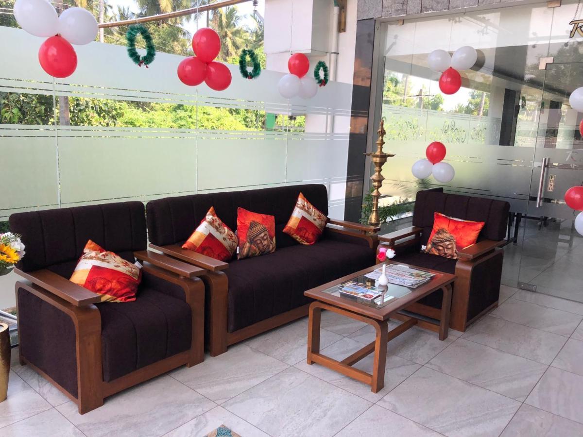White Pearl Residency Hotel Pondicherry Exterior foto