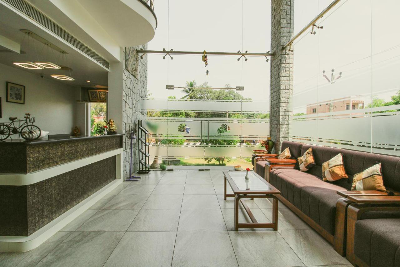 White Pearl Residency Hotel Pondicherry Exterior foto